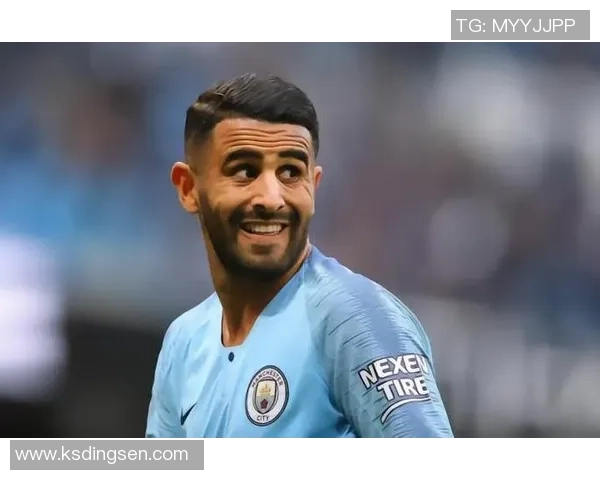 足球巨星细节解析带你欣赏惊艳过人瞬间与独特技巧魅力 足球巨星细节解析带你欣赏惊艳过人瞬间与独特技巧魅力