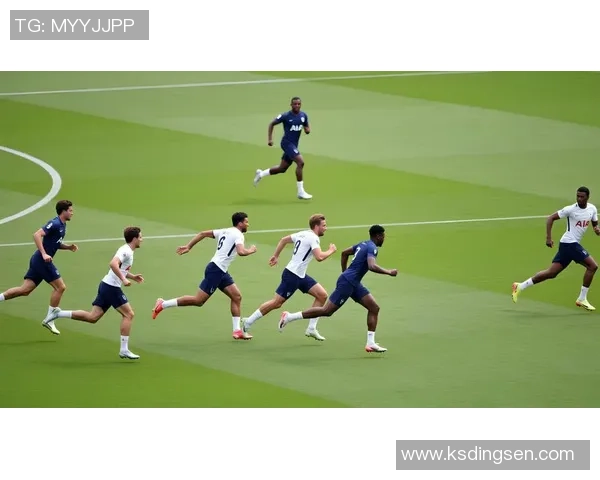 足球明星登场瞬间点燃全场激情球迷热血沸腾的氛围揭秘