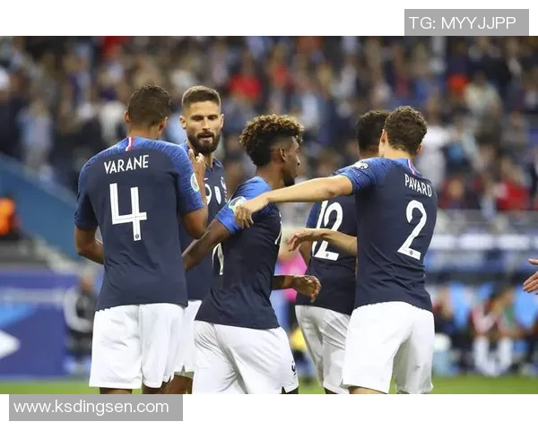 足球球星感悟人生赛场拼搏与梦想并肩前行的心灵说说